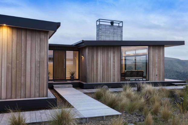 Curtain wall facade